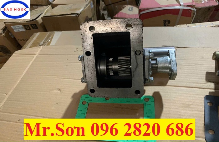 cóc trích lực PTO hyundai HD72 3.5 tấn