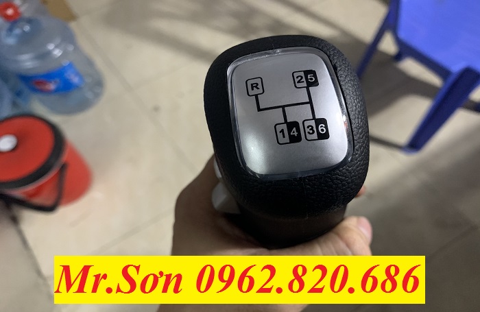 tay đấm số hyundai xcient