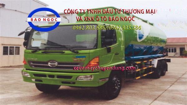 Xe chở cám, thức ăn chăn nuôi 26 khối kiểu máy nén khí HINO FL