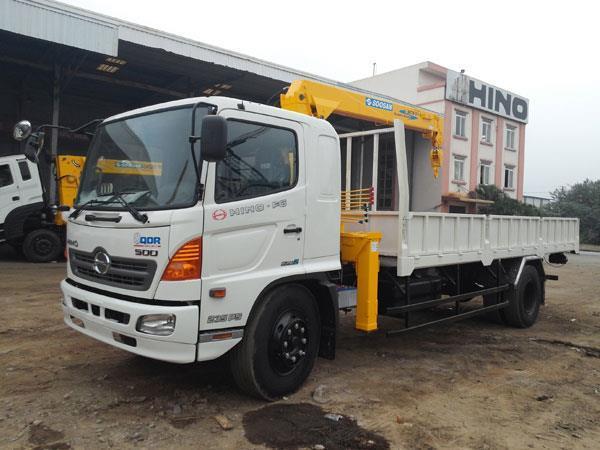 Xe Tải Hino XZU720 Gắn Cẩu SOOSAN 2 Tấn