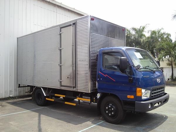 Xe tải thùng kín HD65 2,5 tấn Hyundai